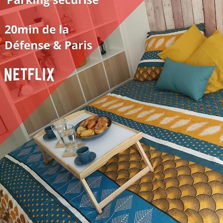 Home Up Bezons Luaran gambar