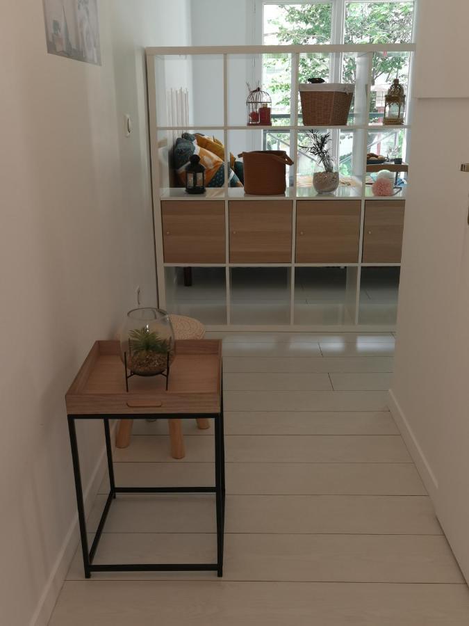 Home Up Bezons Luaran gambar